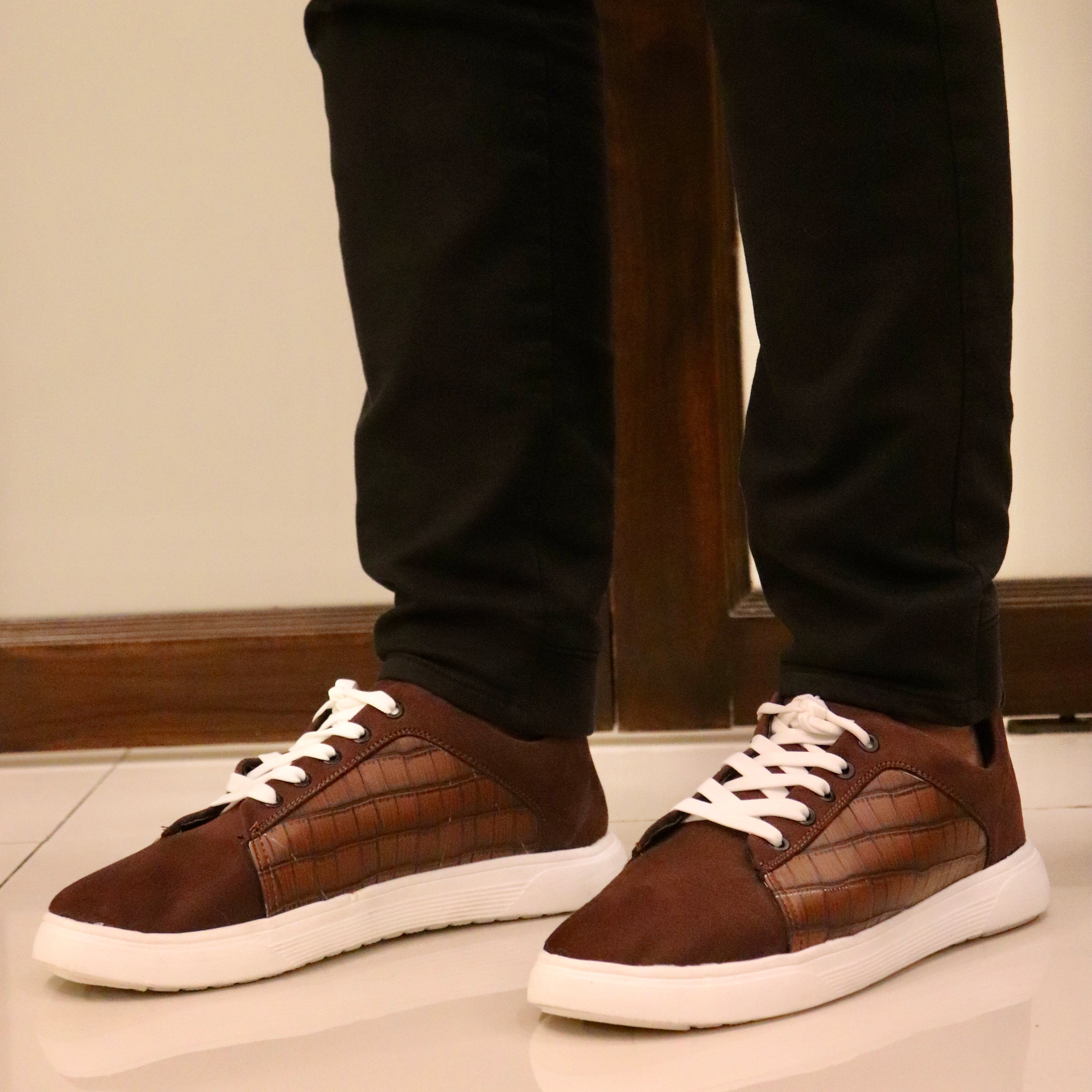 Veyron-Legacy Sneaker Brown