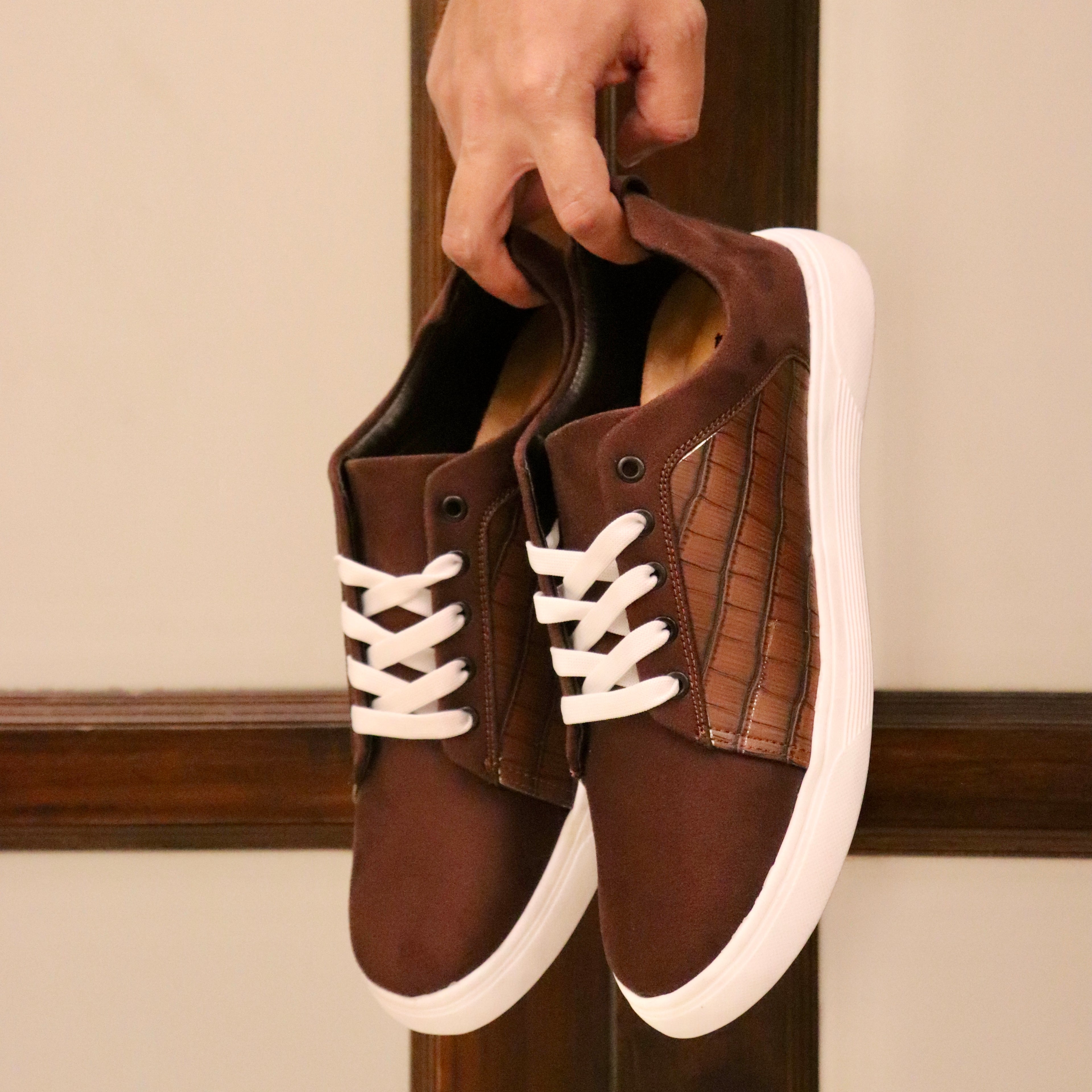 Veyron-Legacy Sneaker Brown