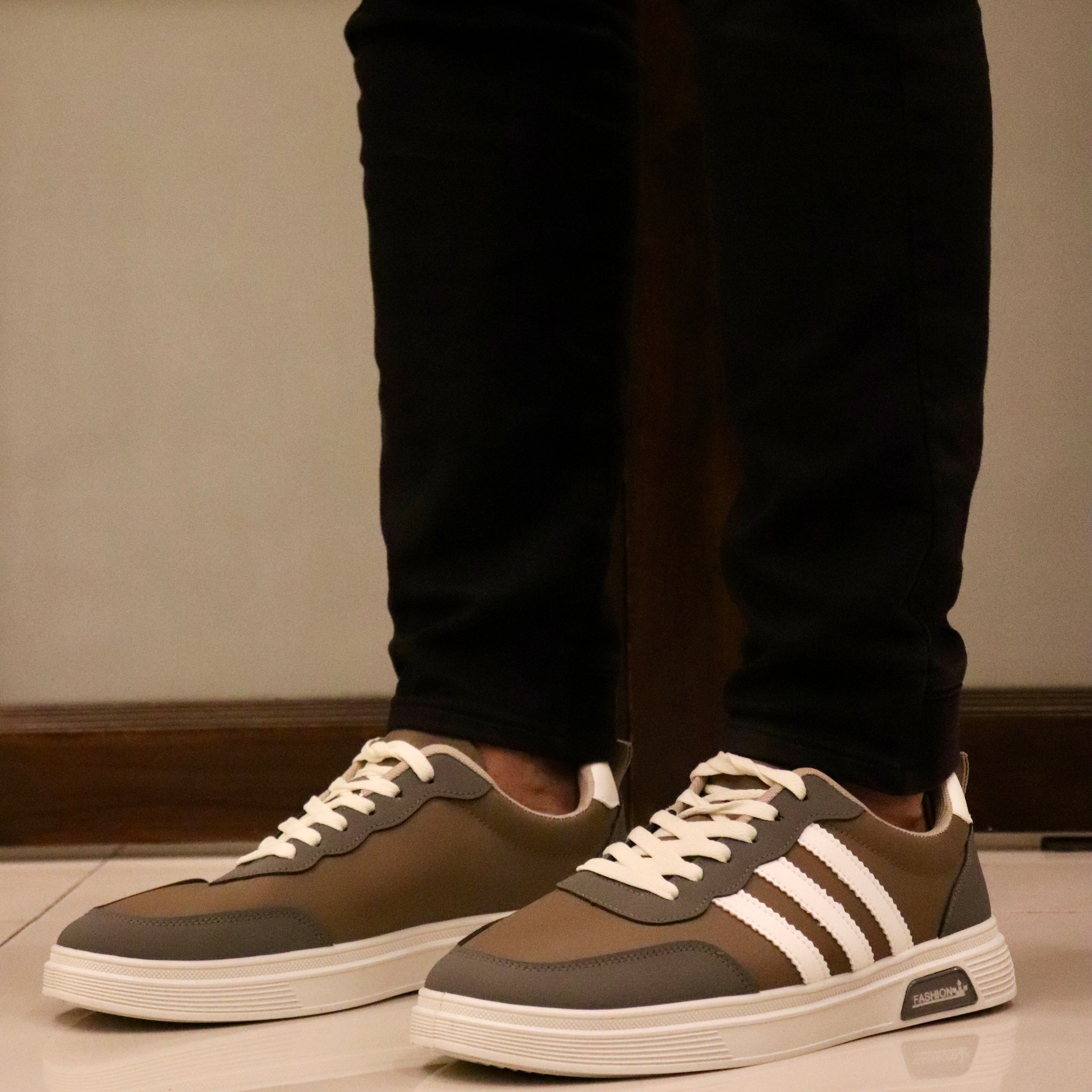 Veyron | Beige-Grey Urban Sneaker