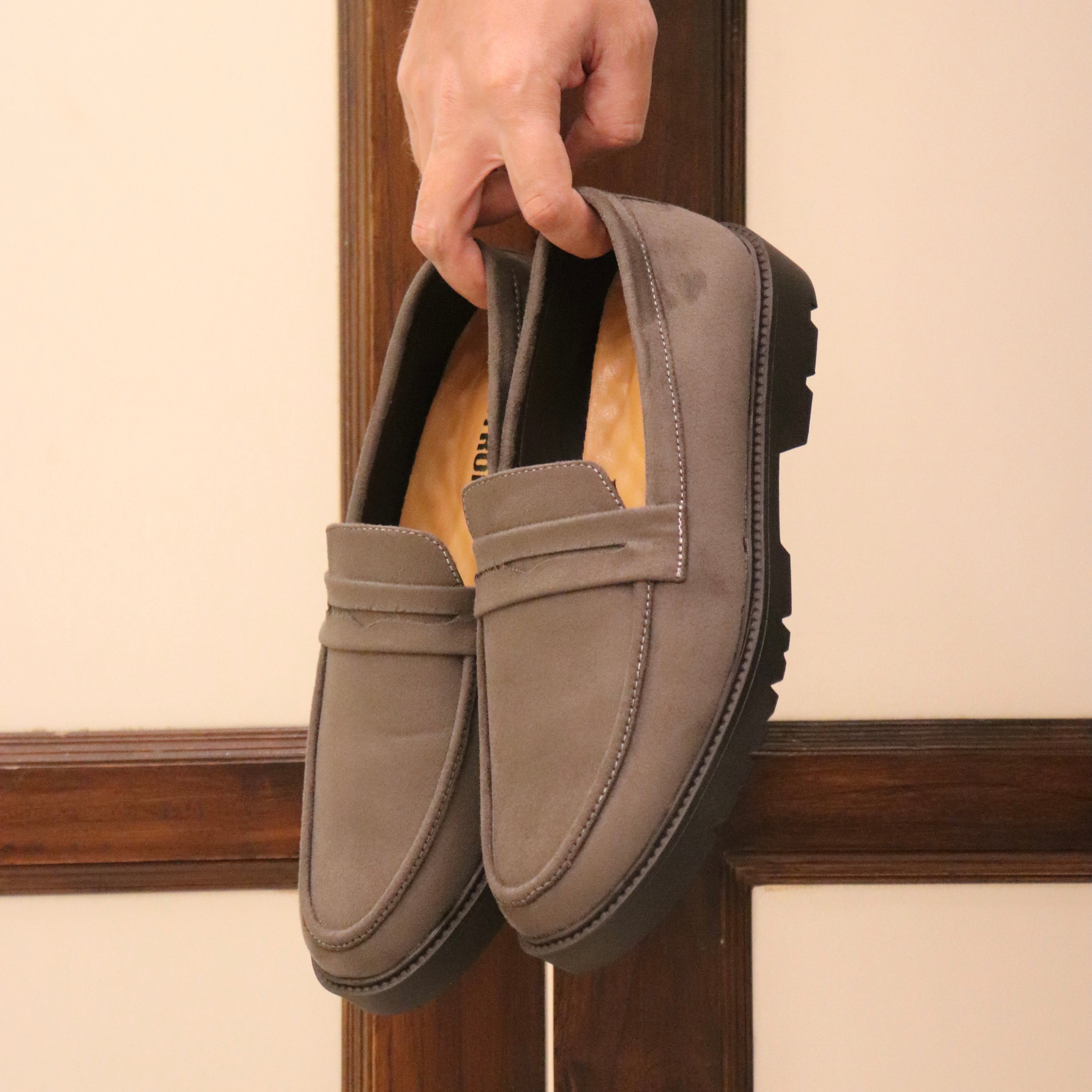 Veyron Chunky Loafer-Grey
