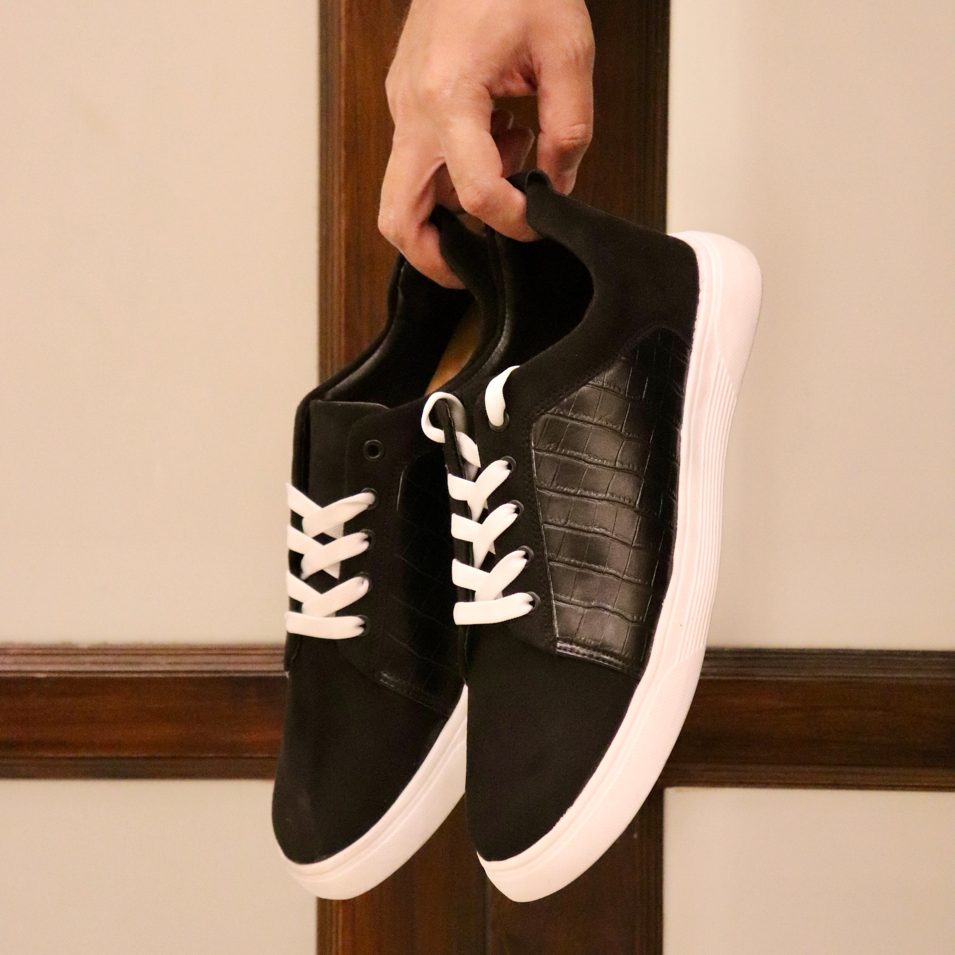 Veyron-Legacy Sneaker Black
